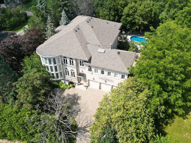 38 Thornridge Drive