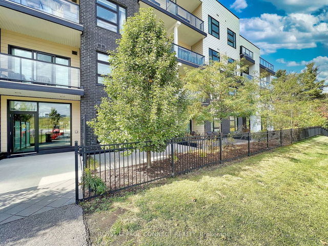 Ph #412 - 555 William Graham Drive