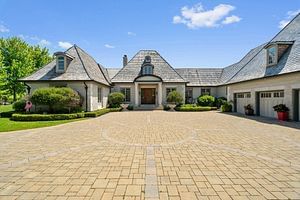 9 Northern Dancer Lane