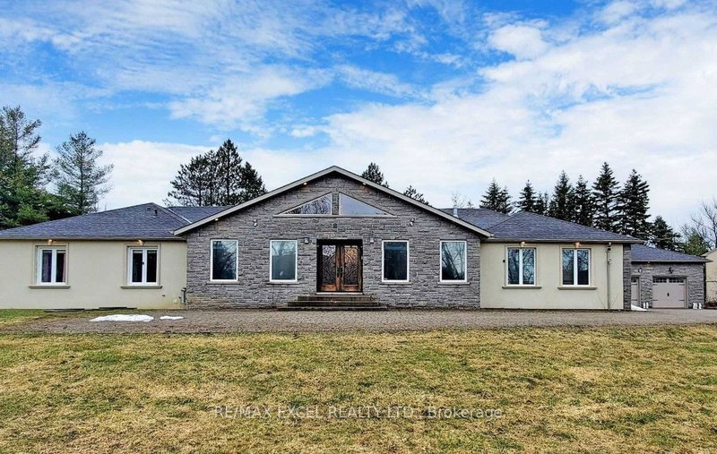 8 Ridgewood Dr, Richmond Hill, L4E 3M1 | Image 2