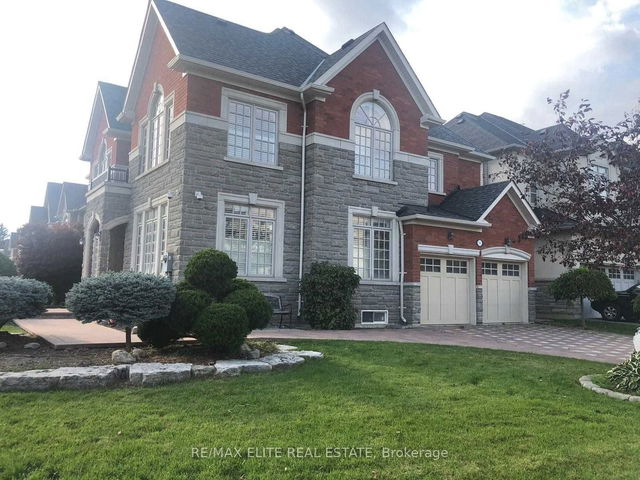 56 Woodvalley Crescent