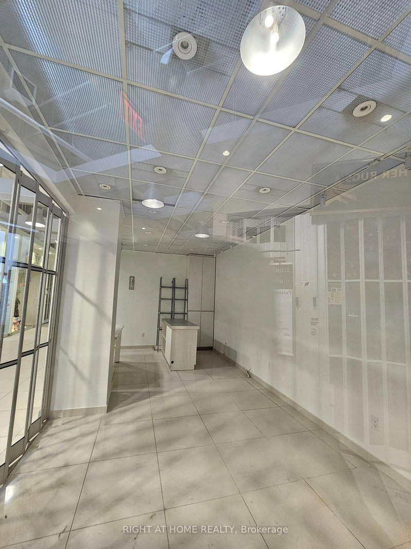 77 - 7181 Yonge St, Markham, L3T 0C7 | Image 2