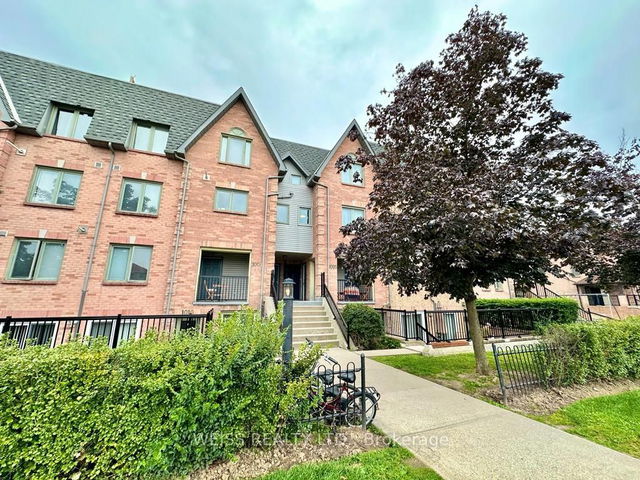 1005 - 75 Weldrick Road