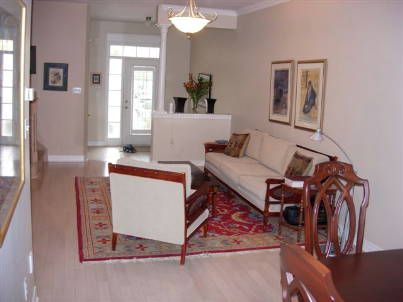 25 Kingsbridge Circ, Vaughan, L4J8N8 | Image 2