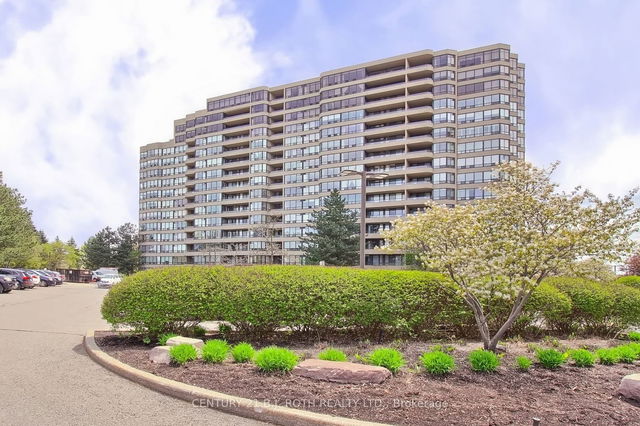 1524 - 32 Clarissa Drive