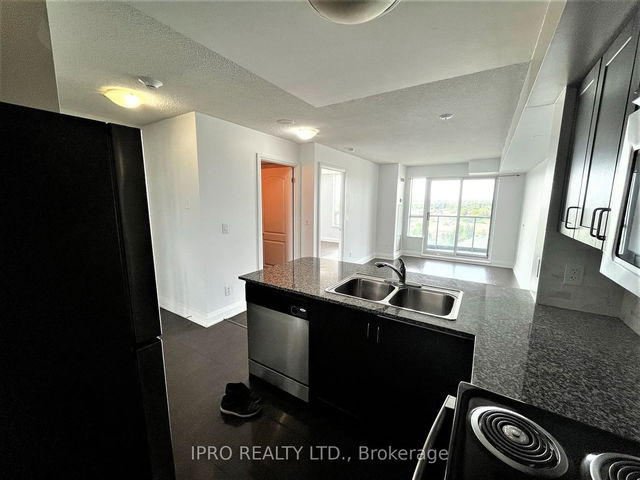 1112 - 30 North Park Road