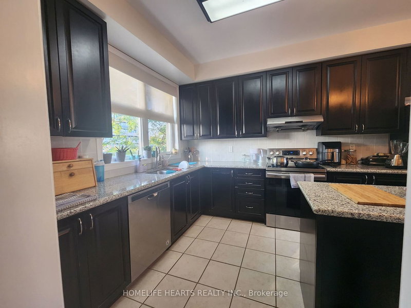 4731 Highway 7 Rd, Vaughan, L4L 1S6 | Image 3