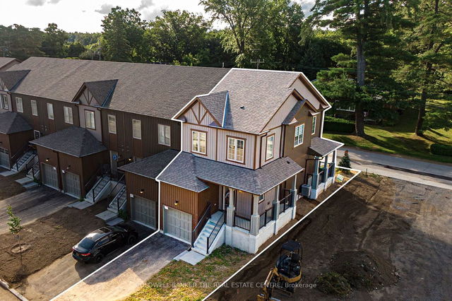 11 - 110 Grew Boulevard