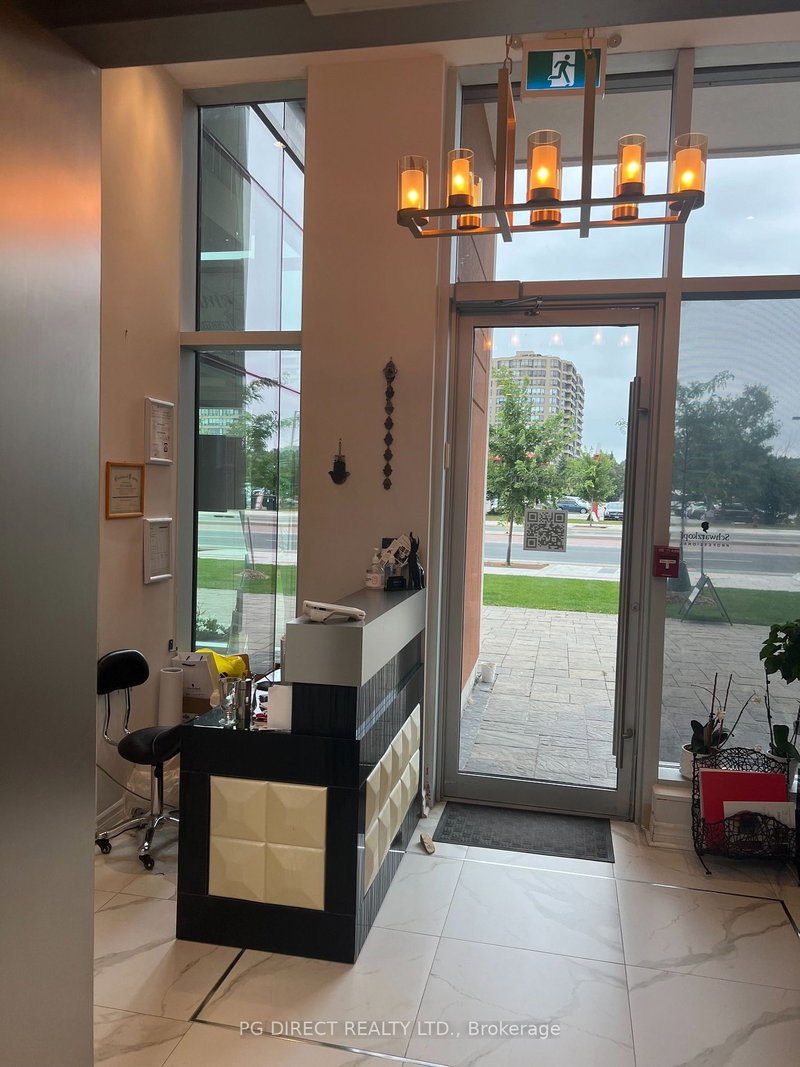 A8 - 9610 Yonge St, Richmond Hill, L4C 1V6 | Image 2