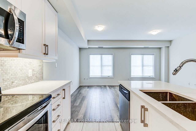 223 - 3865 Major Mackenzie Drive