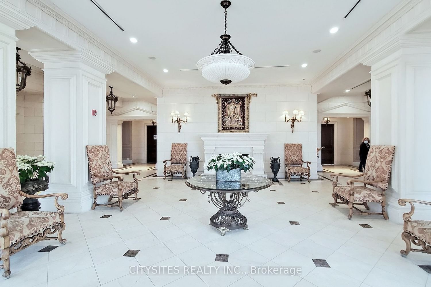 Listing Image 5