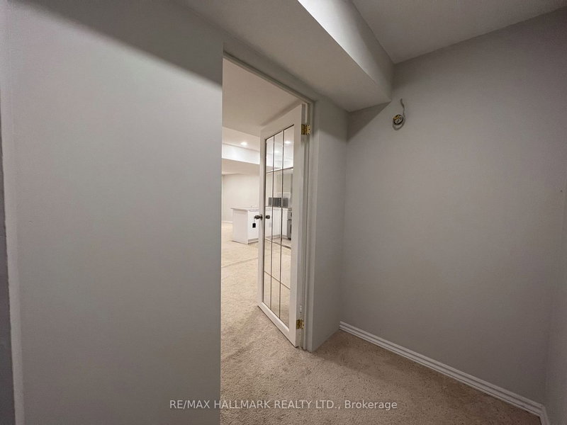 86 Verdi Rd, Richmond Hill, L4E 4P6 | Image 3