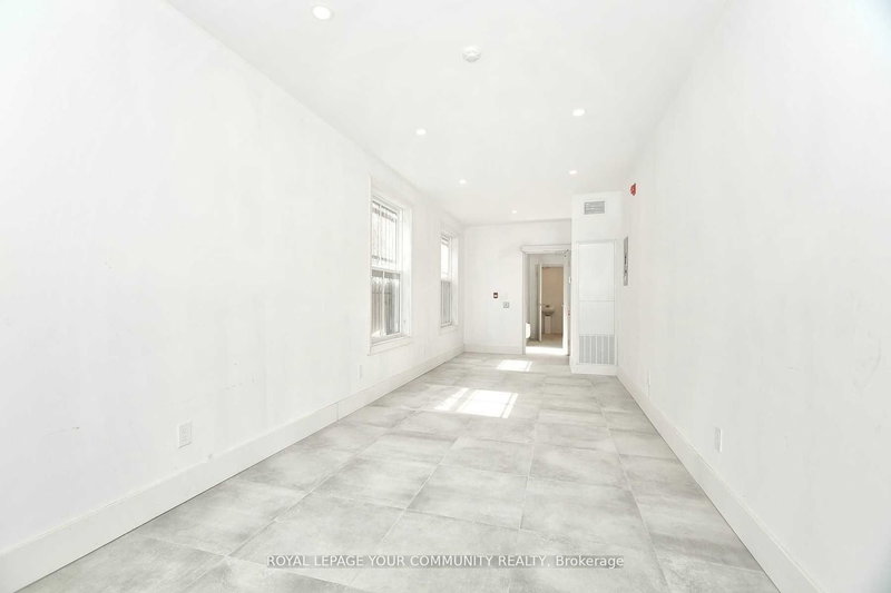 Unit 1 - 352 Main St N, Markham, L3P 1Z1 | Image 2