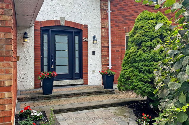 54 Bernick Crescent