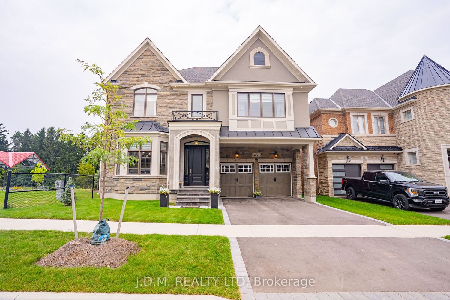 Listing Image 0