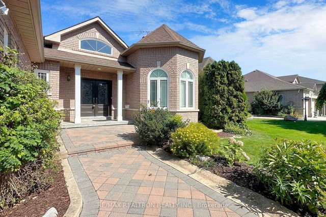 553 Holgate Circle