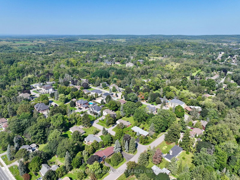 20 John St, King, L7B 1J6 | Image 3