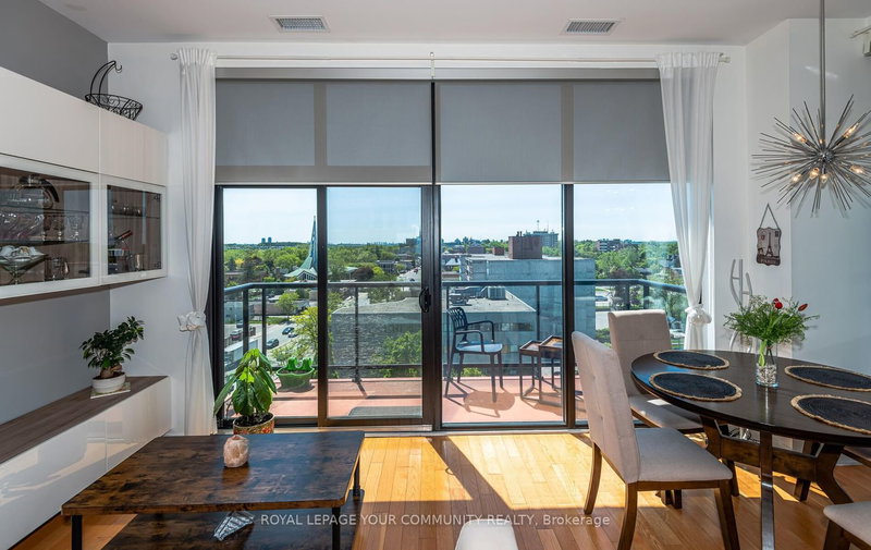 704 - 10376 Yonge St, Richmond Hill, L4C 3B8 | Image 3