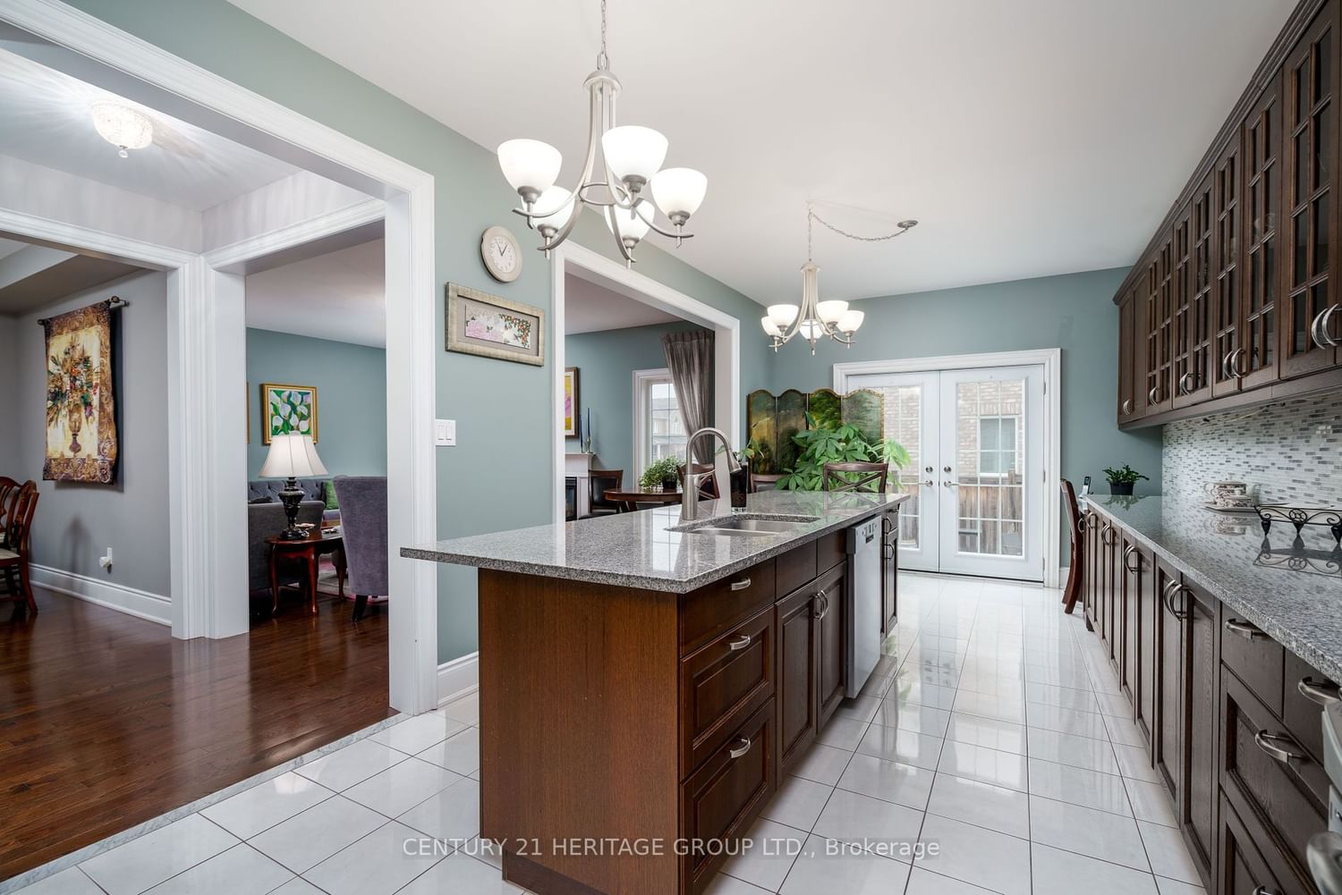 Listing Image 14