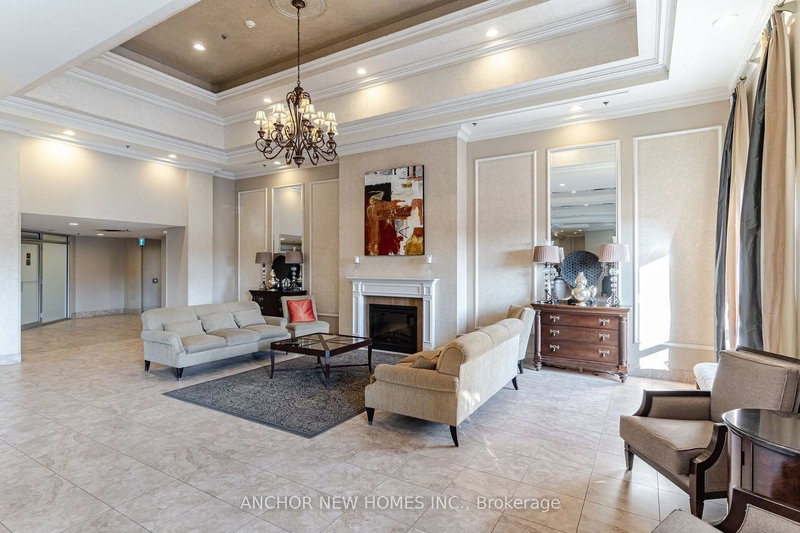 305 - 8 Maison Parc Crt, Vaughan, L4J 9K5 | Image 3