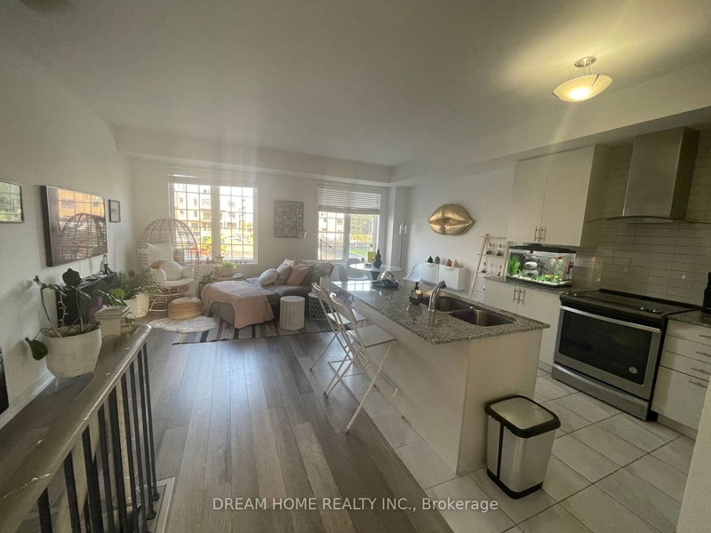 7 Heswall Lane, Newmarket, L3Y 0E1 | Image 3