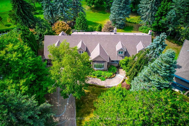 24 Fairway Heights Crescent