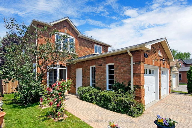 110 Hammerstone Crescent