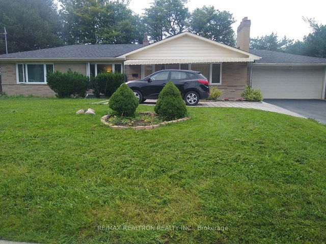 4 Longbridge Drive