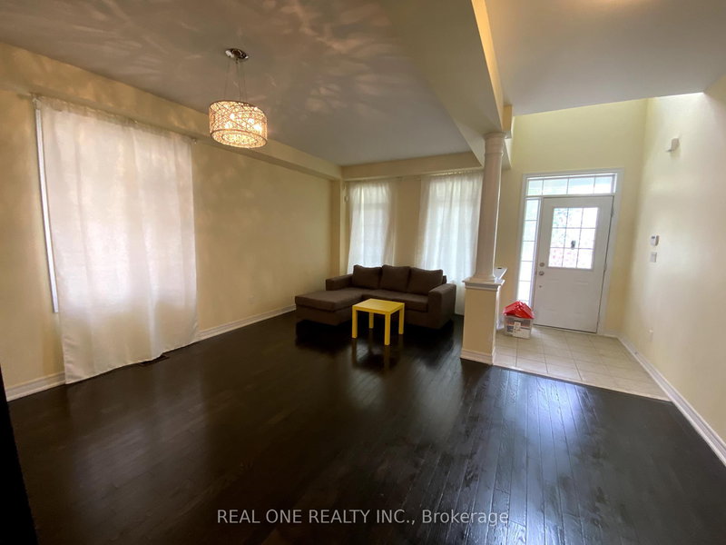 39 Wozniak Cres, Markham, L6E 0L4 | Image 3