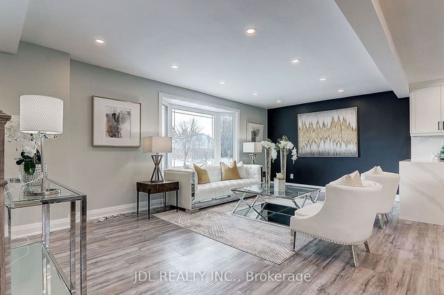 61 Wootten Way