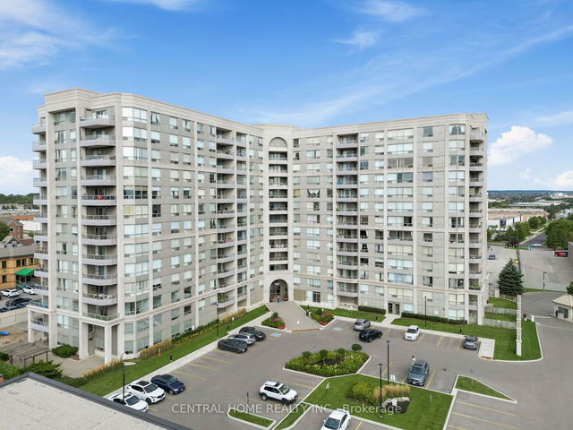 303 - 9015 Leslie Street
