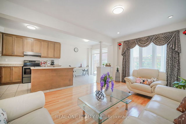 91 Living Crescent