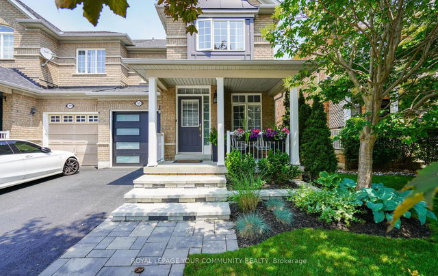 55 Watkins Glen Crescent
