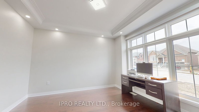 1466 Broderick St, Innisfil, L9S 4W1 | Image 3