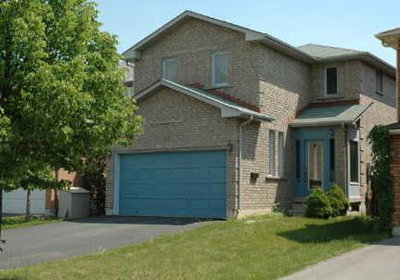 Detached House sold at 43 Berwick Crescent, Richmond Hill, Ontario, L4C0B8 - Observatory - MLS: N689186