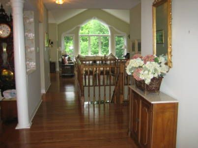 932 Shadrach Dr, Newmarket, L3X2H4 | Image 2