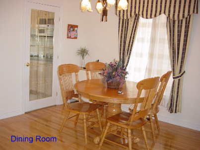 18 Berringer St, Richmond Hill, L4B4G4 | Image 3