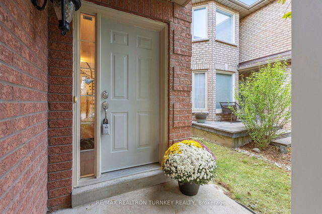 179 Surgeoner Crescent