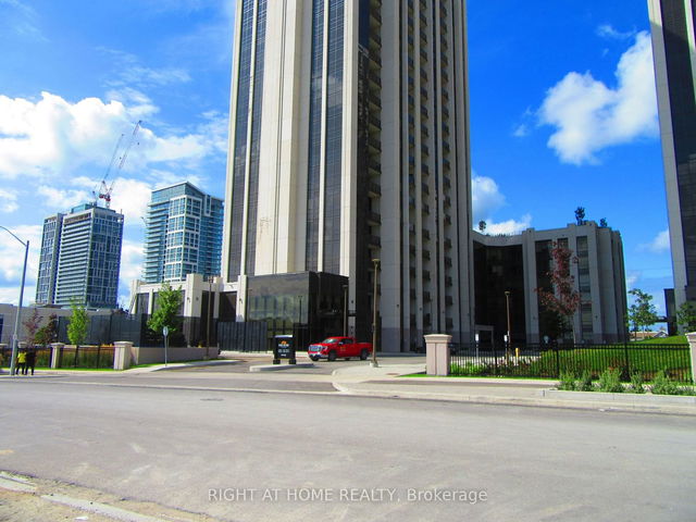 102 - 9075 Jane Street