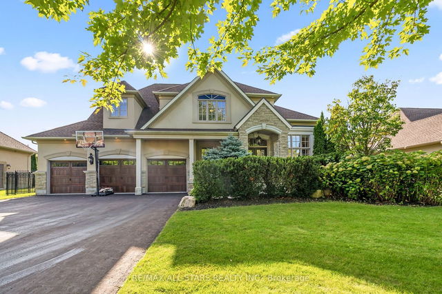 47 Country Club Crescent