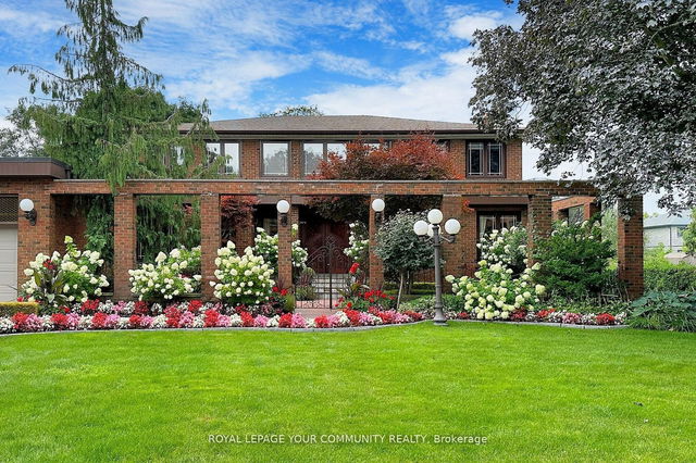 79 Rockview Gardens