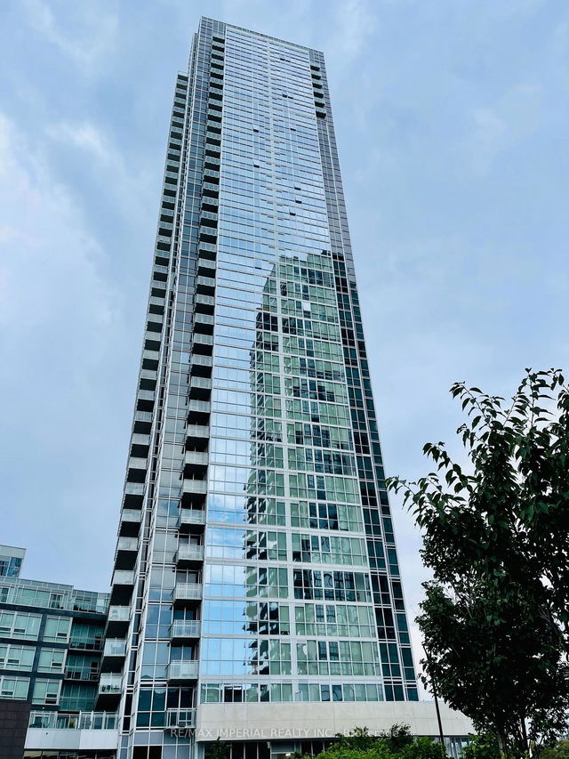 1005 - 2908 Highway 7 Road