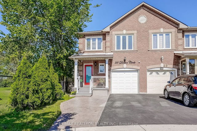 38 Denton Circle
