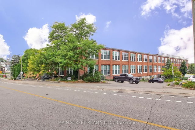 101 - 543 Timothy Street