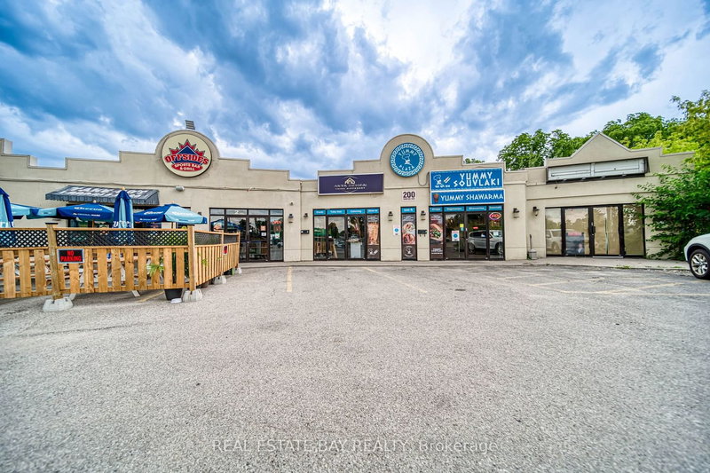 3 - 200 Simcoe Ave, Georgina, L4P 2H7 | Image 2