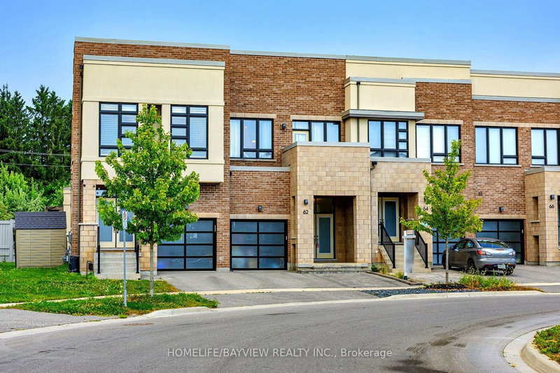 62 Helliwell Cres, Richmond Hill, L4E 1C7 | Image 2