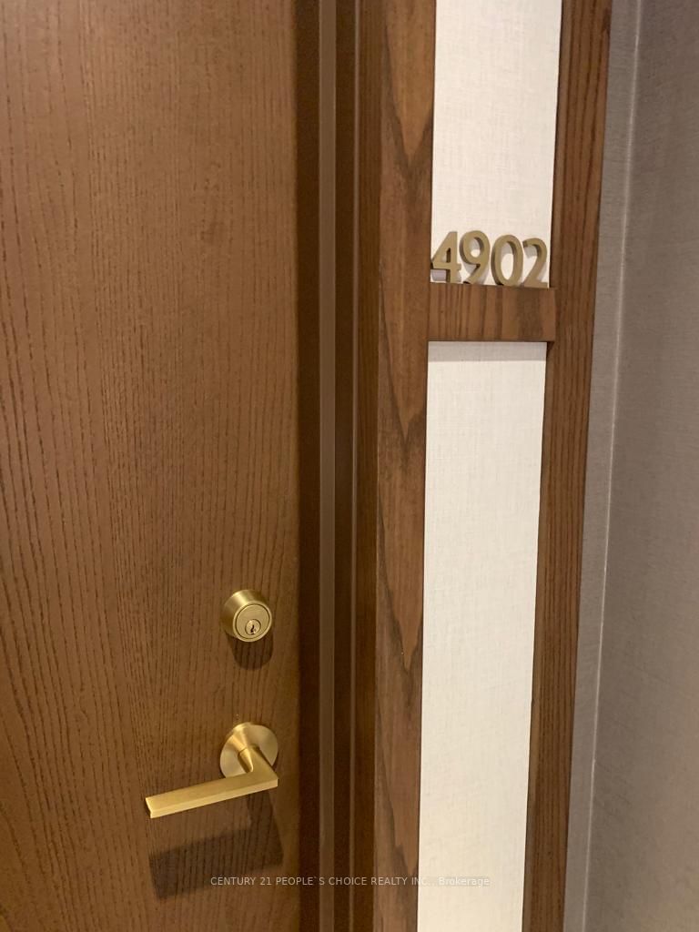 Room1