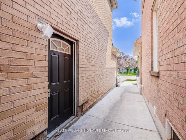 Lower - 122 America Avenue