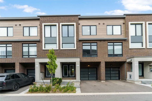 34 Moneypenny Place
