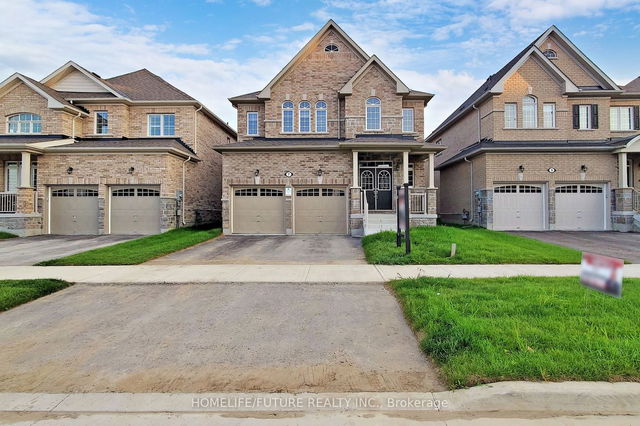 7 Anne Pegg Crescent